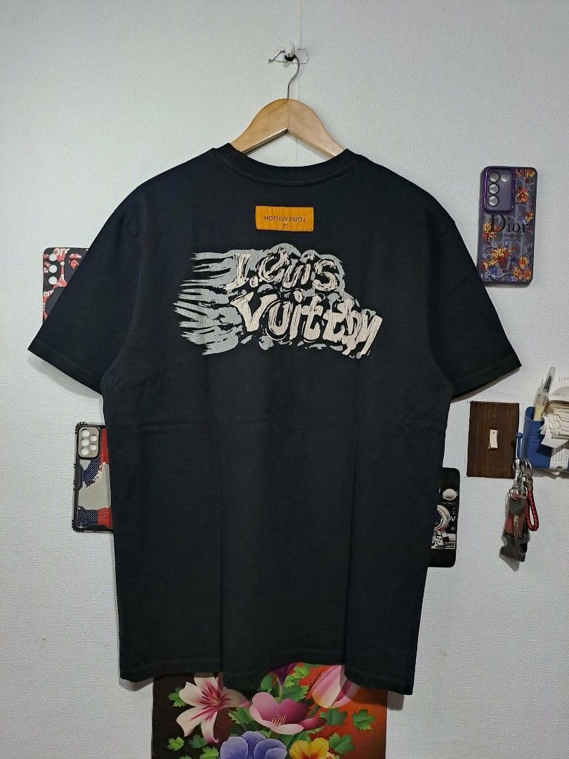 Louis Vuitton Skeletal Logo (Category: Luxury Apparel) located in Quezon City. Submitted by yaseen73 (Listing ID 1463379418, Image 1). Description: Louis Vuitton Skeletal Logo Crew Neck Heavy Weight Cracks Logo Design From the Summer Collection - Medium - Witdth 22 - Length 29 - Color Rate 9.9/10 - In Excellent Condition or Best Offer MOP : G C A S H B A N K T R A N S F E R Courier : J&T Lalamove Seller's Location: 📍Brgy. Pansol, Q.C.