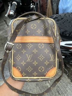 (Category: ) located in . Submitted by buymothriftko (Listing ID 1463549349, Image 1). Description: .