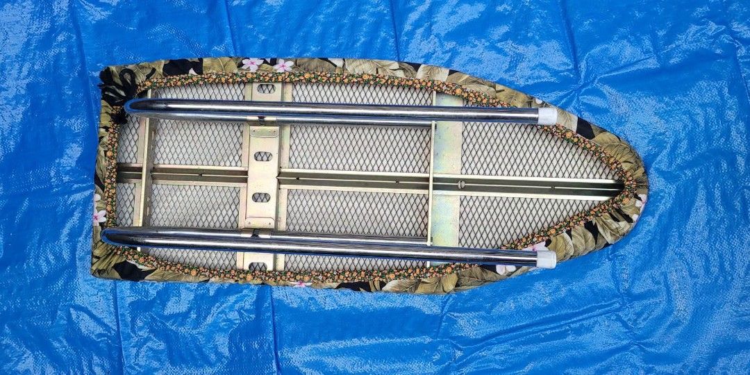 LOW FOLDABLE IRONING BOARD (Category: Ironing Boards) located in Sablan. Submitted by gongonshelley12 (Listing ID 1463486459, Image 2). Description: 650 ONLY LOW FOLDABLE IRONING BOARD STURDY METAL LAHAT NG FRAME NETO SUPER GOODS NA GOODS PO XA 86CM X 35CM X 23CM.