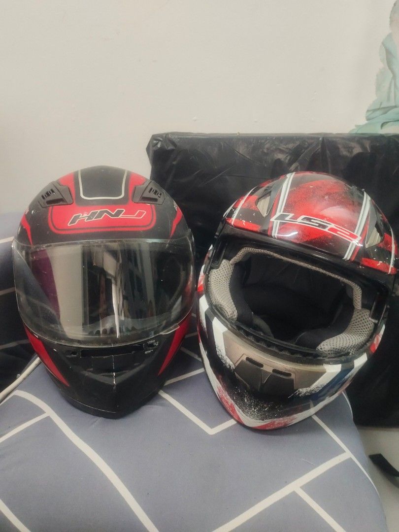 LS2 AND HNJ HELMET (Category: Helmets and other Riding Gears) located in Lipa City. Submitted by zigred89 (Listing ID 1463334359, Image 1). Description: 1000 nlng sa dalawang helmet. negotiable nmn hindi na ginagamit getting rid of old stuffs na.
