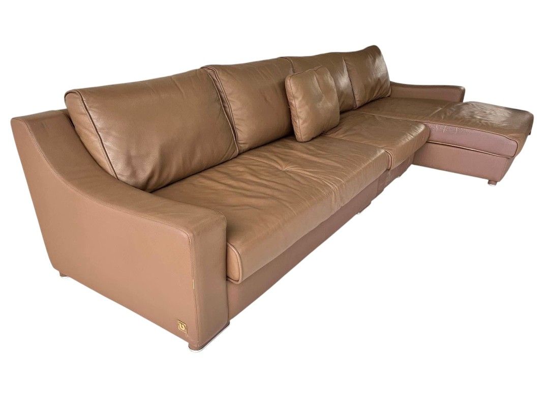 L-TYPE GERMAN LEATHER SOFA (Category: Sofas) located in Mexico. Submitted by mgracejapansurplus (Listing ID 1463410234, Image 2). Description: NEW ARRIVAL🔥 JAPAN SURPLUS 🇯🇵 L-TYPE GERMAN LEATHER SOFA ✔️Big size, warm caramel-brown full leather ✔️Modern L-shape with right-side chaise ✔️Dimensions: L128" × W63" × H32" | Seat: 113"×46" × H16" ✔️Condition: Good — minor scratches only -- ⚠️ NO DP • NO RESERVATION Priority goes to those who can pay 