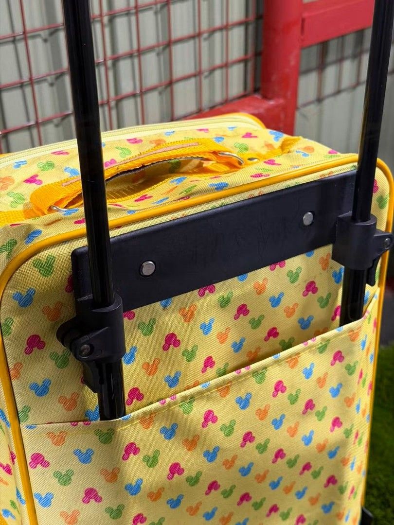LUGGAGE TROLLEY (Category: Storage Boxes & Baskets) located in Sablan. Submitted by gongonshelley12 (Listing ID 1463444750, Image 3). Description: 480 ONLY LUGGAGE TROLLEY ANG GANDA NETO MGA MADAM DARKER COLOR IN ACTUAL RETRACTABLE FOR EASY KEEPING 30 X 17 X 45 cm.