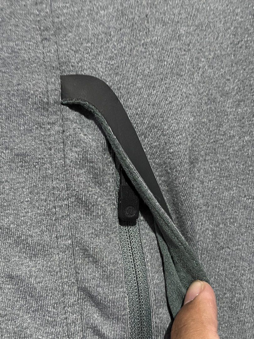 Lululemon Jacket (Category: Coats, Jackets and Outerwear) located in Tumauini. Submitted by jomerthrift (Listing ID 1463508939, Image 3). Description: Dimes: 22.5x28 Color rate: 9.8/10 No issue missing tags lang.