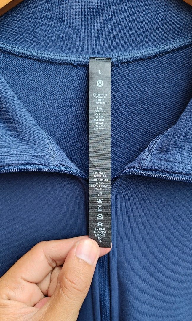 Lululemon Quarterzip (Category: Coats, Jackets and Outerwear) located in Davao. Submitted by st333tcartel (Listing ID 1463384446, Image 3). Description: Large Length 28.5 Width 25.5.