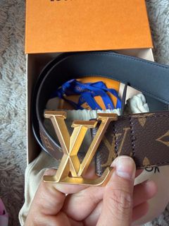 (Category: ) located in . Submitted by luxuresbagsandaccessories (Listing ID 1463483200, Image 1). Description: .
