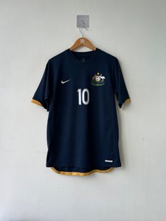 (Category: ) located in . Submitted by sundayfootballshirts (Listing ID 1463499470, Image 1). Description: .