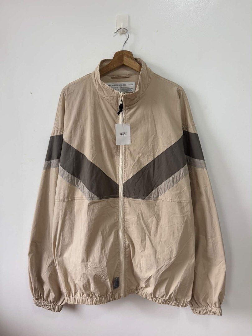 Madness 23SS Training Jacket (Category: Coats, Jackets and Outerwear) located in Iloilo. Submitted by bunitoapparel_v2 (Listing ID 1463479480, Image 1). Description: Excellent Condition No Flaws Size 2XL .