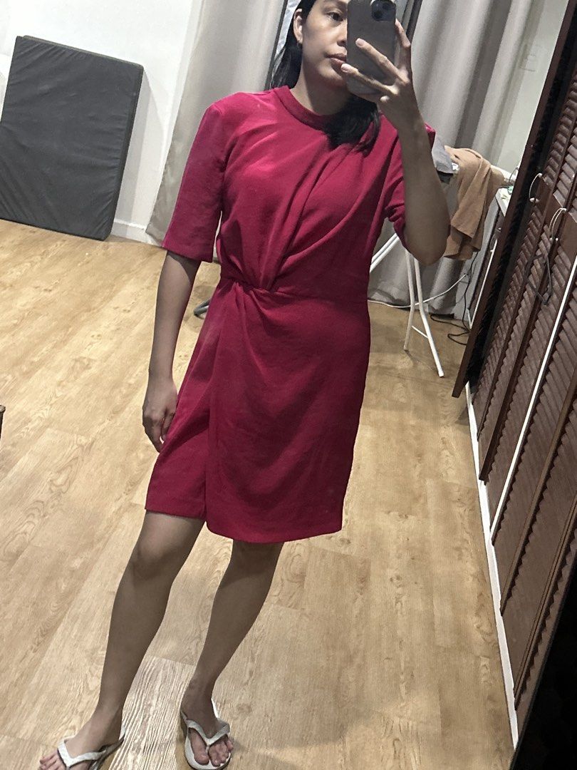 Mango drape Midi Dress (Category: Dresses) located in Manila. Submitted by zhurimm (Listing ID 1463528328, Image 1). Description: Med on tag, best fit xs-semi med Ships from Pandacan Manila.