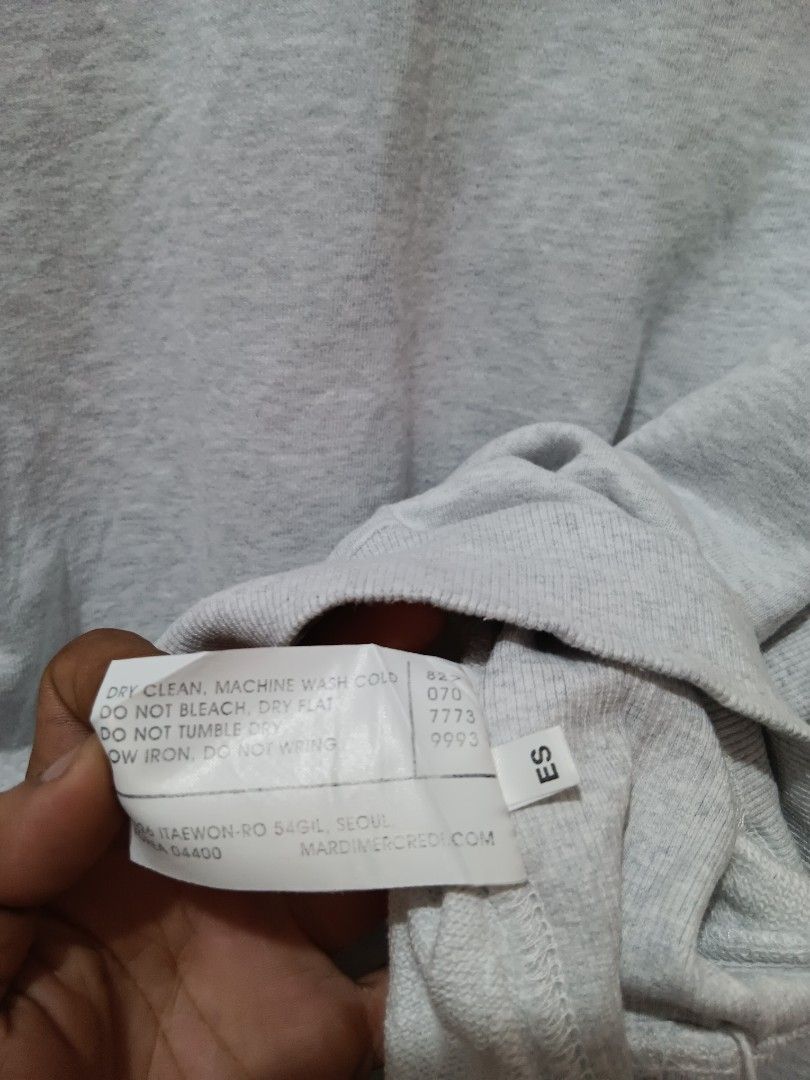 MARDI MERCREDI (Category: Coats, Jackets and Outerwear) located in Dauis. Submitted by udenglegaspi (Listing ID 1463343950, Image 3). Description: .