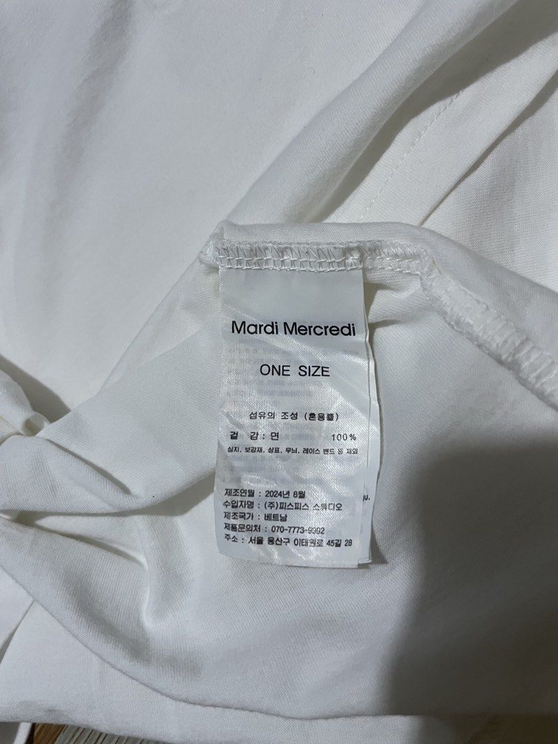 Mardi Mercredi (Category: Tshirts & Polo Shirts ) located in Valenzuela. Submitted by nk_thriftshop (Listing ID 1463545359, Image 3). Description: Dimes: 20x26 Issue: last pic washable Condition: 9.5/10 Color Rate: 9.5/10.