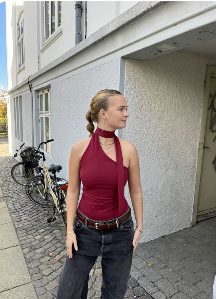 Maroon Halter Tie Back Top (Category: Sleeveless) located in Trece Martires City. Submitted by closette.ph (Listing ID 1463406419, Image 3). Description: 💌 click photos to view full item - fits medium to semi large.