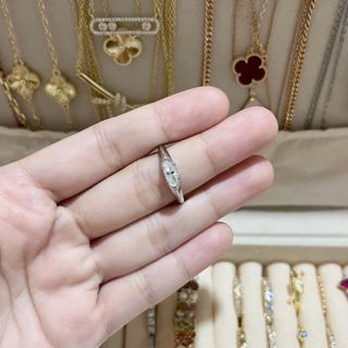 (Category: ) located in . Submitted by curatedbykhy (Listing ID 1463490764, Image 1). Description: .