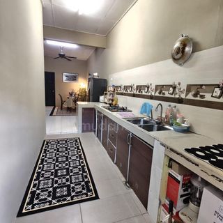 (Category: ) located in . Submitted by pnlolaliza (Listing ID 1451309979, Image 1). Description: .