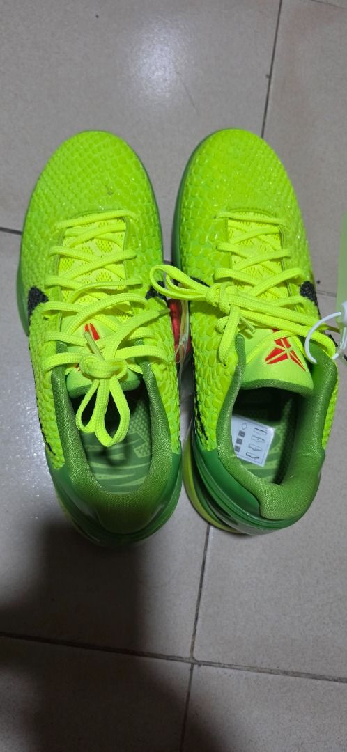 Max Batch Nike Kobe 6 "Grinch" (Category: Sneakers) located in Caloocan City. Submitted by triggermanocho (Listing ID 1463335992, Image 2). Description: - Neon green Kobe 6 Protro - Textured upper with black snake-like Swoosh - Comes with extra red and orange laces - Features the special edition dubrae - Ideal for collectors and basketball players.
