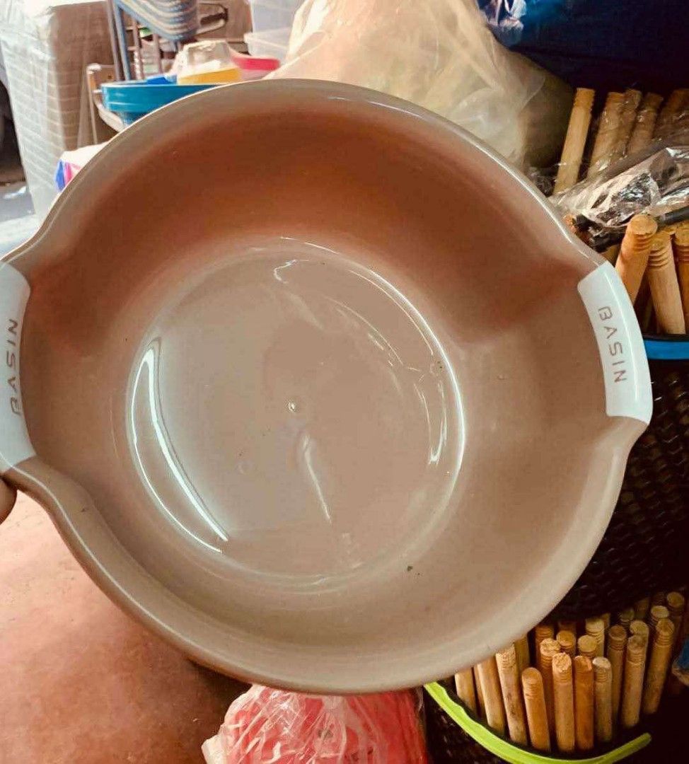 Medium basin AESTHETIC (Category: Laundry Baskets) located in Quezon City. Submitted by miriamreyes006 (Listing ID 1463386935, Image 1). Description: Medium basin Aesthetic color Good quality Price: 110.00 On hand.