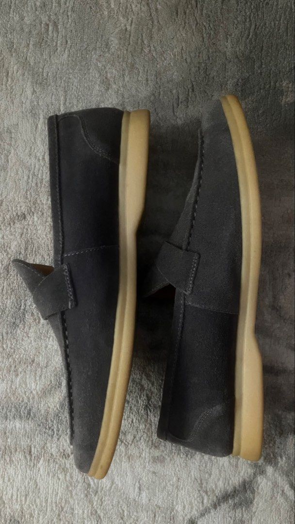Mens Loafers (Oxy Roma) (Category: Casual Shoes) located in Rizal. Submitted by unboxed_beginnings (Listing ID 1463353436, Image 2). Description: Pre-loved Oxy Roma Loafers (Gray) Fit 8.5 to 9 US mens Great alternative to LP 2000 php + SF (slightly neg) SRP 4K+ Excellent condition Cainta Rizal location Payment first, pass COD/COP.