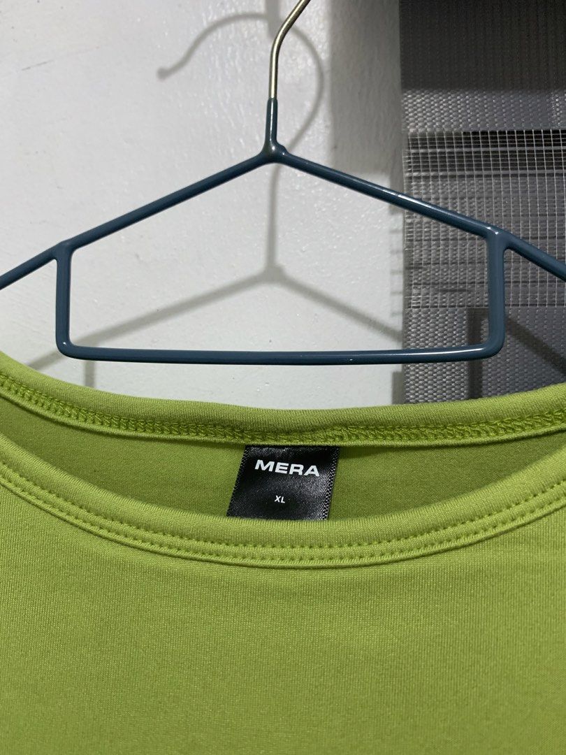 MERA- Basic Top in Apple Green (Category: Blouses) located in Caloocan City. Submitted by jjasss.mn_ (Listing ID 1463344340, Image 2). Description: Not my shade and once lang nasuot Very strechable can fit up Small to Large Cotton Fabric .