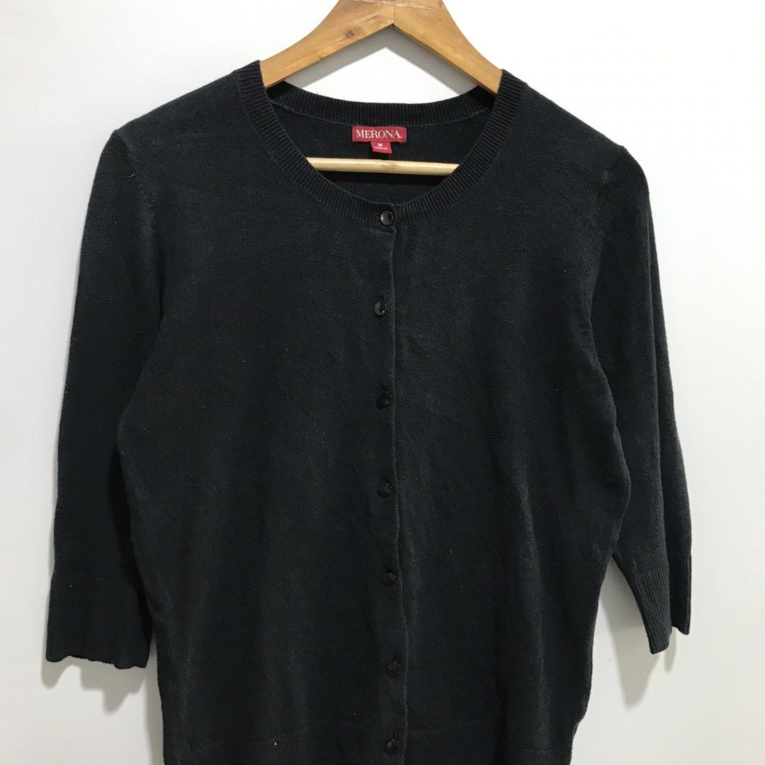 MERONA Black Button Down Cardigan (Category: Coats, Jackets and Outerwear) located in Cavite. Submitted by tanya.valentin (Listing ID 1463509734, Image 1). Description: - 19x26.