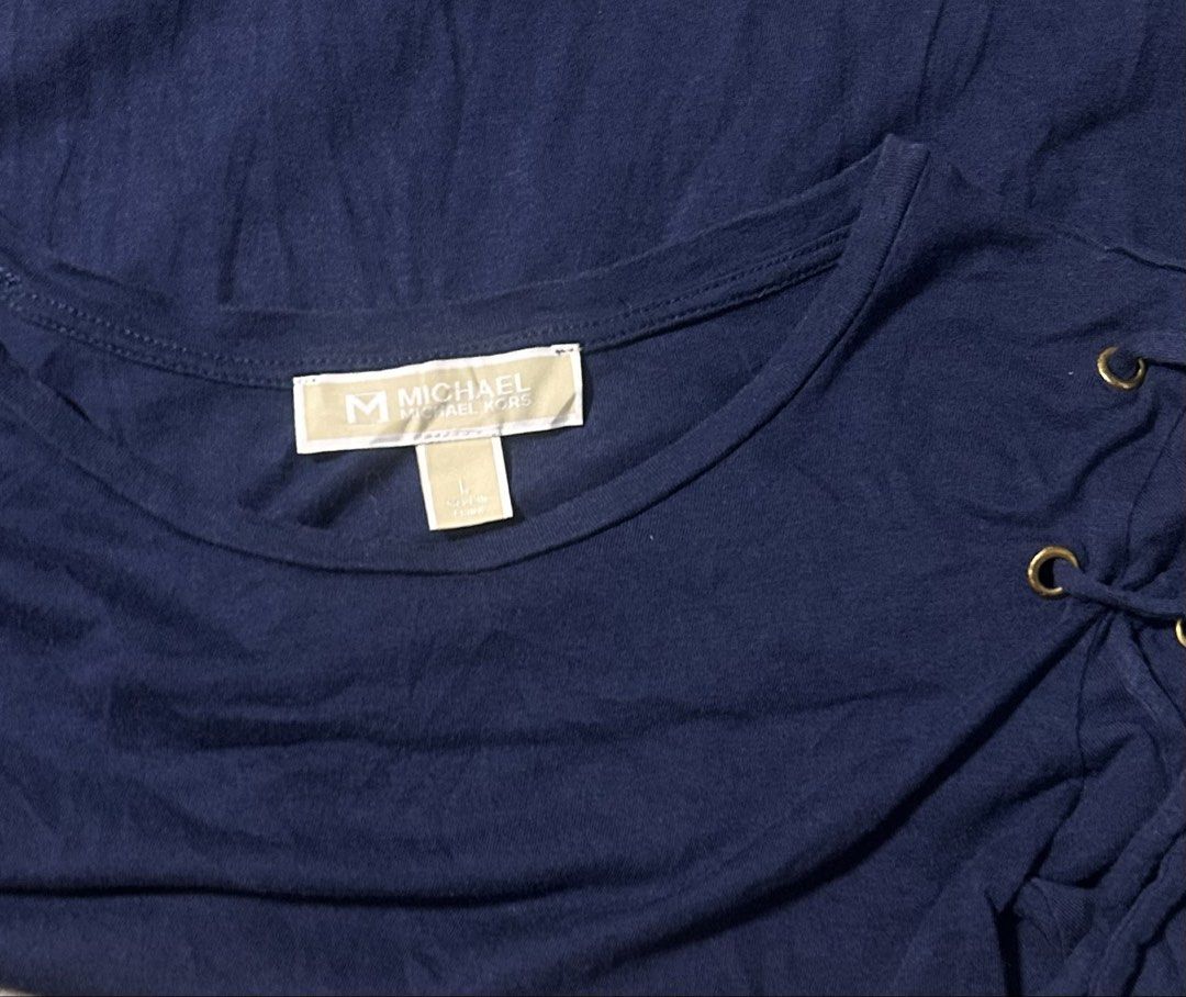 MICHAEL KORS (Category: Blouses) located in Davao. Submitted by sart0ria85 (Listing ID 1463508242, Image 3). Description: A dark blue shirt with laces and holes on sleeves as details. 100% COTTON MADE IN CHINA 🇨🇳 LARGE. Size 8 VERY GOOD CONDITION (89/100).