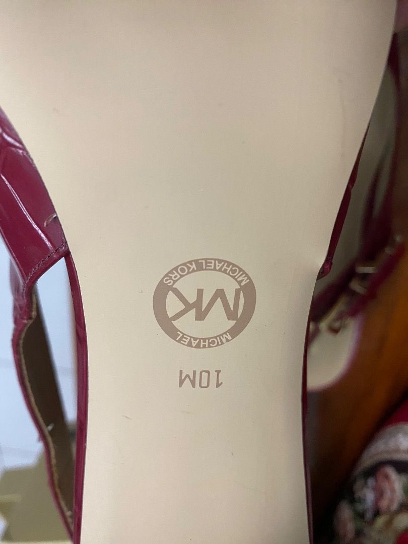Micheal Kors Heels shoes (Category: Sneakers & Footwear) located in Caloocan City. Submitted by reyn_22 (Listing ID 1463386883, Image 3). Description: DARRINGTON SLING PUMP CROCCO CONGO LEATHER 40F4DTMP2E Size US 10M Deep Red .
