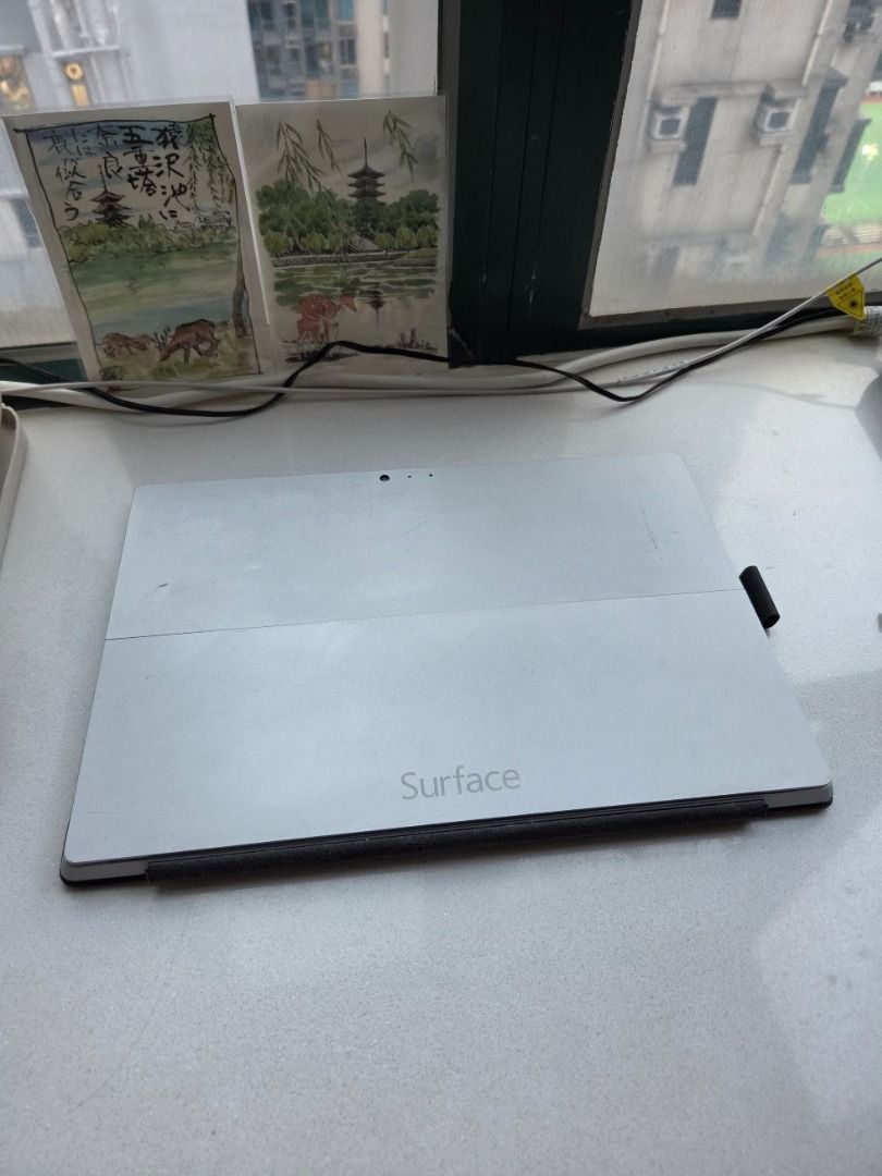 Microsoft Surface Tablet （分類：手提電腦）位於 Hong Kong。 由 toffaa 提交（商品編號 1463437893，圖片 2）。簡介： Selling a Microsoft Surface Pro 3 - 128GB, without charger。