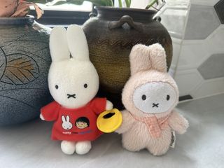 (Category: ) located in . Submitted by littlehapinessstore (Listing ID 1463429385, Image 1). Description: .