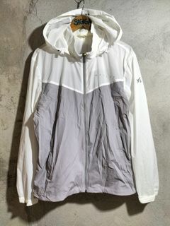 (Category: ) located in . Submitted by cabisaythriftshop (Listing ID 1463417404, Image 1). Description: .