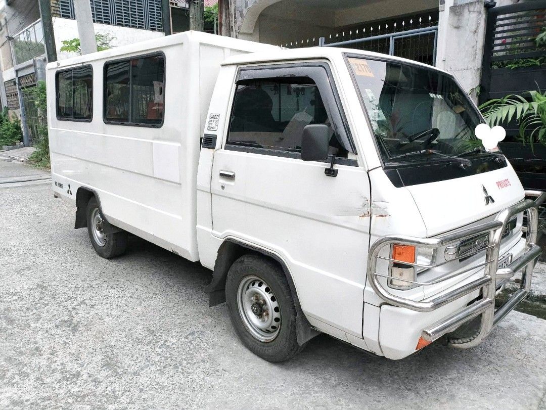 Mitsubishi L300 FB EXCEED Manual (Category: Used Cars) located in Manila. Submitted by captglord (Listing ID 1463403227, Image 2). Description: FOR SALE!!! L300 Mitsubishi FB Exceed MT 2016 Model Dual Aircon P400,000.00 63k odo Complete Papers Registered up to Year 2027 Privately used Tinted, dual (front and rear) dashcam (front & back), with stainless steel frame in front bumper and in back tail lights, back door has stainless steel handle bars,