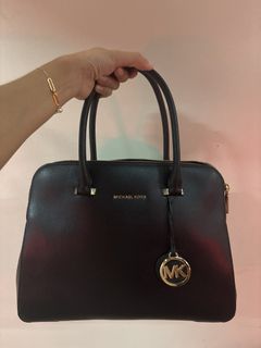 (Category: ) located in . Submitted by clothesloverph (Listing ID 1463426421, Image 1). Description: .