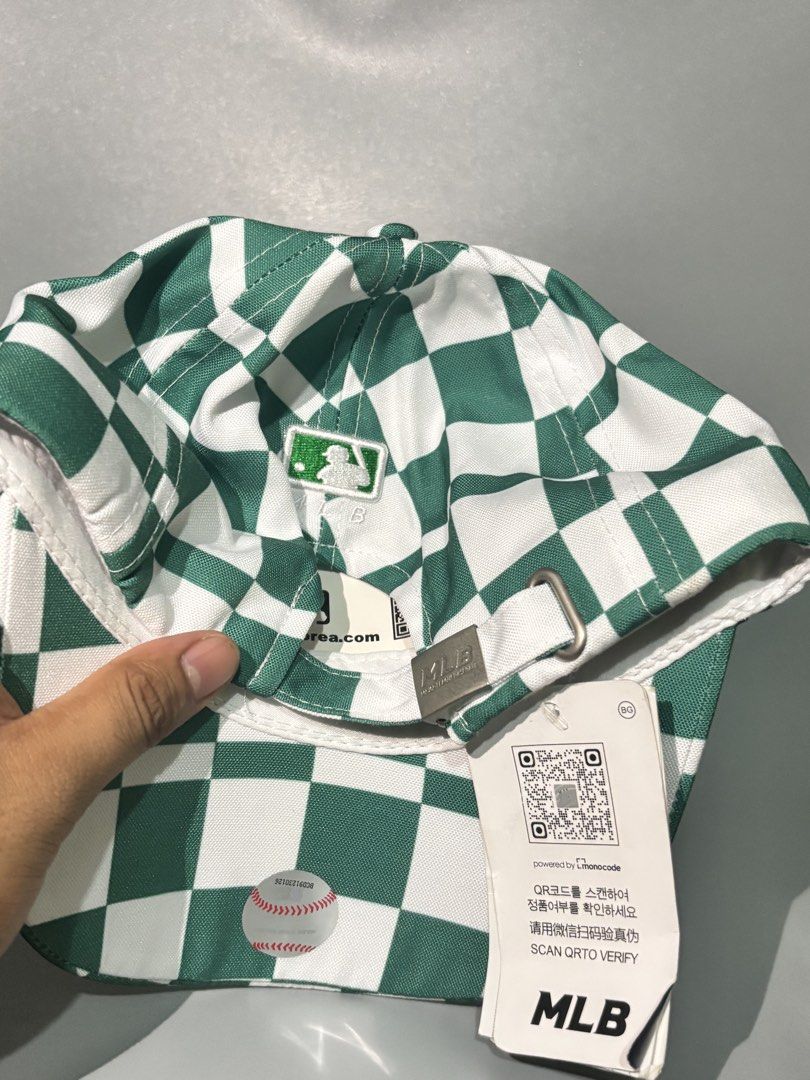 MLB New York Yankees Checkerboard Cap Green White (Category: Caps & Hats) located in Manila. Submitted by gilmorecapz (Listing ID 1463441123, Image 2). Description: - Cool green and white checkerboard design - Embroidered NY Yankees logo on the front - Adjustable strap for a comfortable fit - MLB official product with QR code verification - Perfect for everyday casual wear.