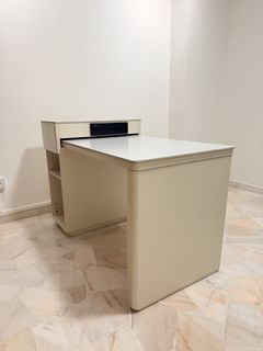 (Category: ) located in . Submitted by since.2012 (Listing ID 1463501537, Image 1). Description: .