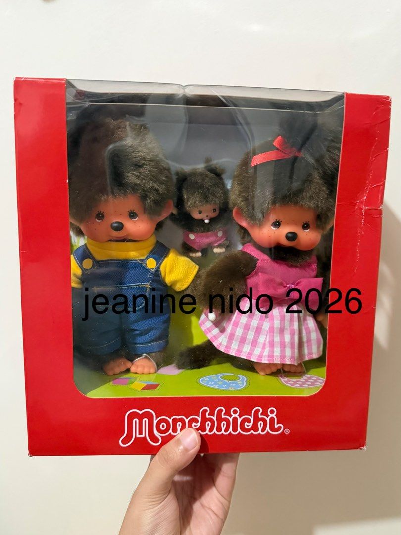 Monchhichi Family Set (Category: Kids Toys) located in Manila. Submitted by jeaninenido (Listing ID 1462196008, Image 1). Description: - Monchhichi family set - Comes in original box - never taken out of box .