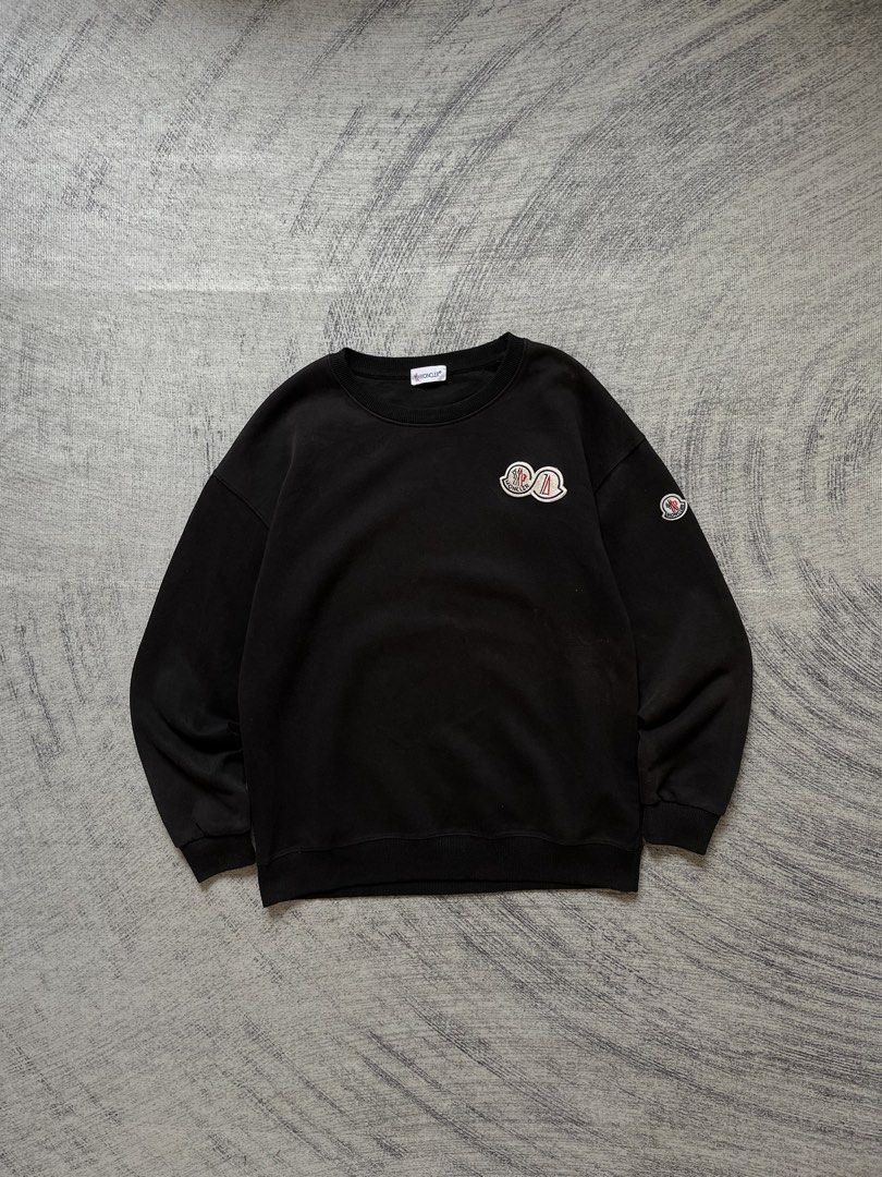 moncler sweater (Category: Coats, Jackets and Outerwear) located in Manila. Submitted by lesterrrrrr (Listing ID 1463456493, Image 1). Description: .