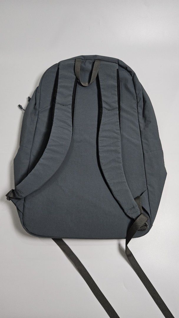 Mont-bell Delight Pack 20 Backpack (Category: Backpacks) located in Alfonso. Submitted by jbcamet (Listing ID 1463522226, Image 3). Description: - Mont-bell Delight Pack 20 - Color: Dark Grey - Lightweight and durable construction - Main compartment with internal mesh pocket - Front zip pocket for easy access - Padded shoulder straps for comfort - Ideal for day trips and everyday use.