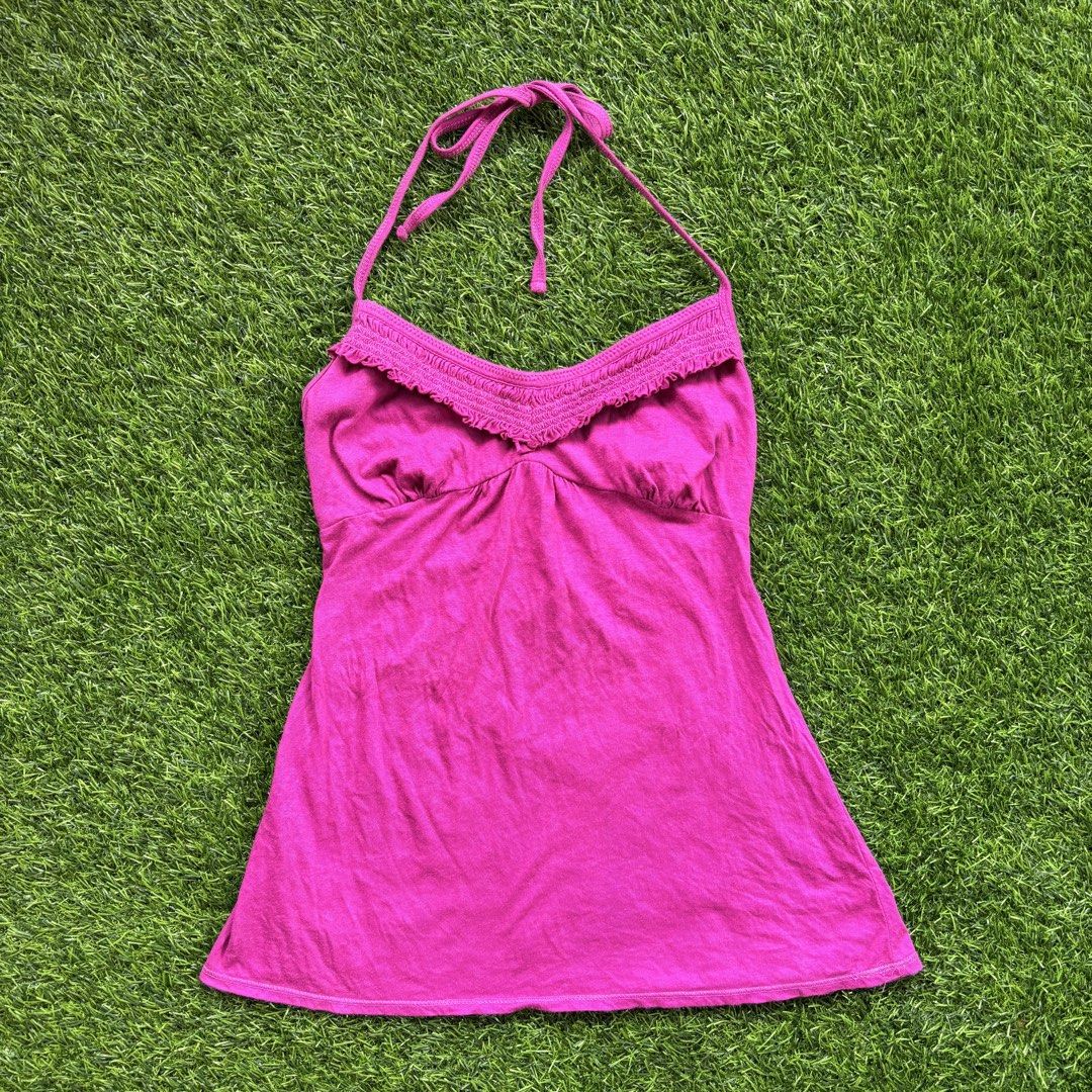 Mossimo Y2k top (Category: Sleeveless) located in Legazpi City. Submitted by lover0se (Listing ID 1463362242, Image 1). Description: Mossimo Y2k top • .