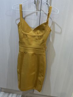 (Category: ) located in . Submitted by kyz_closet (Listing ID 1463540212, Image 1). Description: .