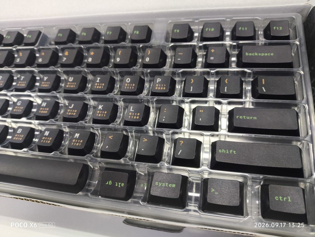 MVKB Terminal R2 Keycap Set – Complete + Original Box (Category: Computer Keyboard) located in Las Pinas. Submitted by nojaxxx127 (Listing ID 1463336491, Image 3). Description: MVKB Terminal R2 Keycap Set – Complete + Original Box Selling my MVKB Terminal R2 keycap set. Bought this at the Grand Lason Convention in 2023 for ₱3,700. Barely used — less than a month of use. I eventually switched to a different keycap set, so this has been sitting in 