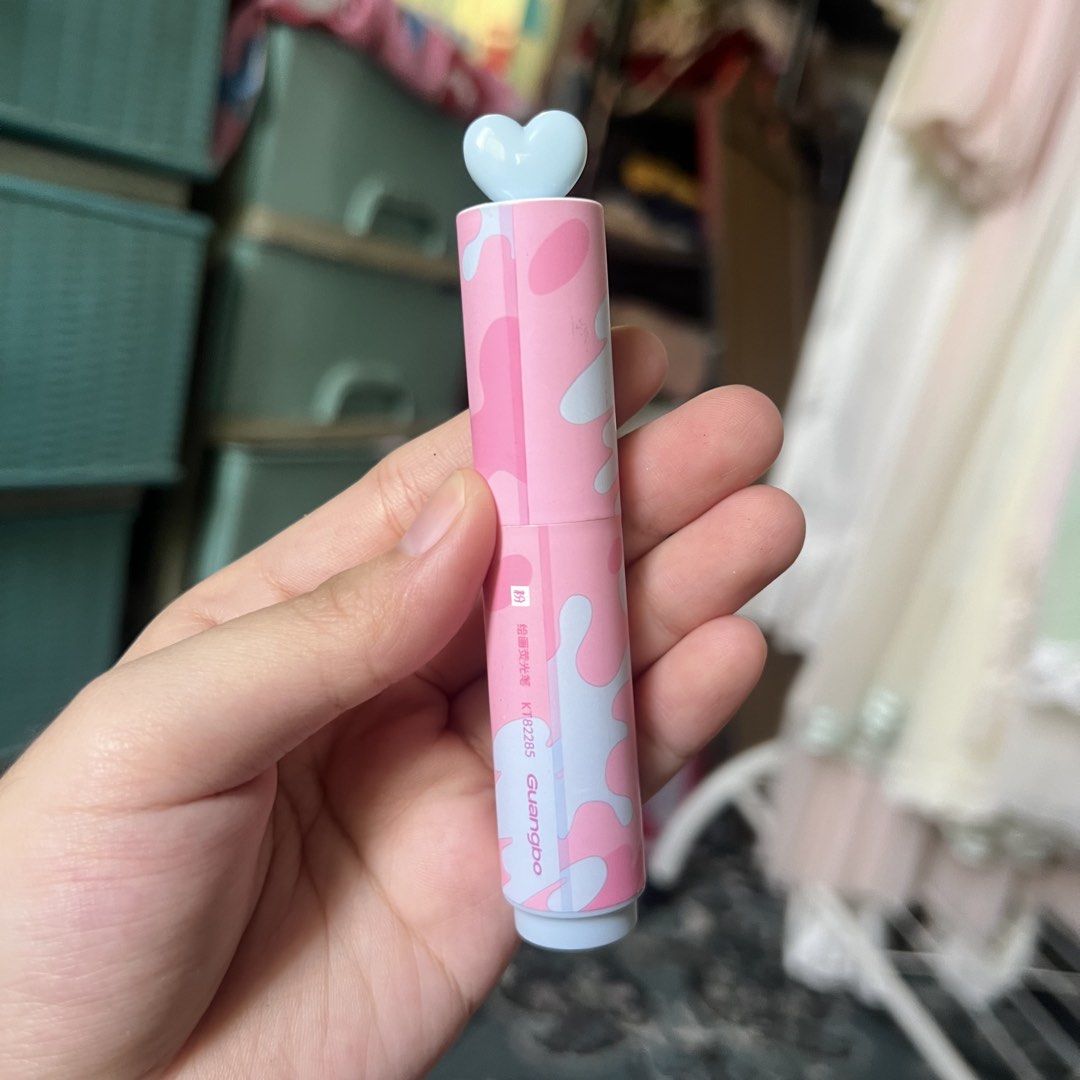 My Melody Highlighter with Heart Cap (Category: Makeup) located in Quezon City. Submitted by mei_declutters (Listing ID 1463405120, Image 2). Description: - Adorable My Melody highlighter - Features a cute pink and blue design with little clouds - Heart detail on the cap - Ideal for any My Melody fan - Perfect for your stationery collection.