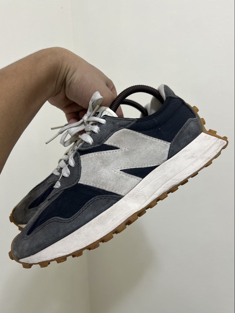 New balance 327 (Category: Sneakers) located in Pasig City. Submitted by store_4_all_season (Listing ID 1463532581, Image 1). Description: Size 7.5 us womens / 24 cm Used - very good condition No issue 📩📩📩.