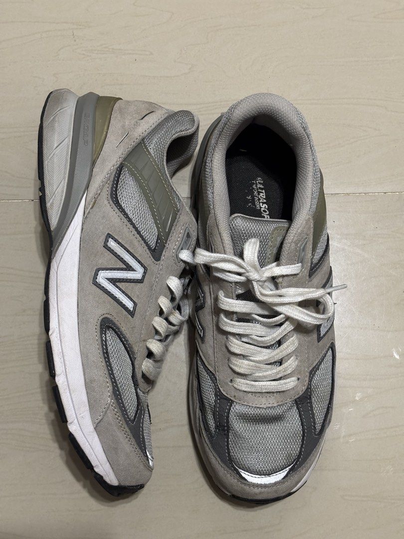 New Balance 990 V5 (Category: Sneakers) located in Paranaque City. Submitted by k._.b (Listing ID 1463400835, Image 1). Description: For sale New Balance 990 V5 Size: 11 Used Off // Fake Php: 795 Bulacan Location.