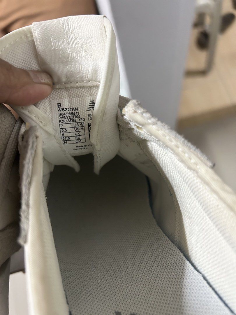 New Balance | Size 7 (Category: Sneakers) located in Quezon City. Submitted by jocoronel (Listing ID 1463447296, Image 2). Description: .