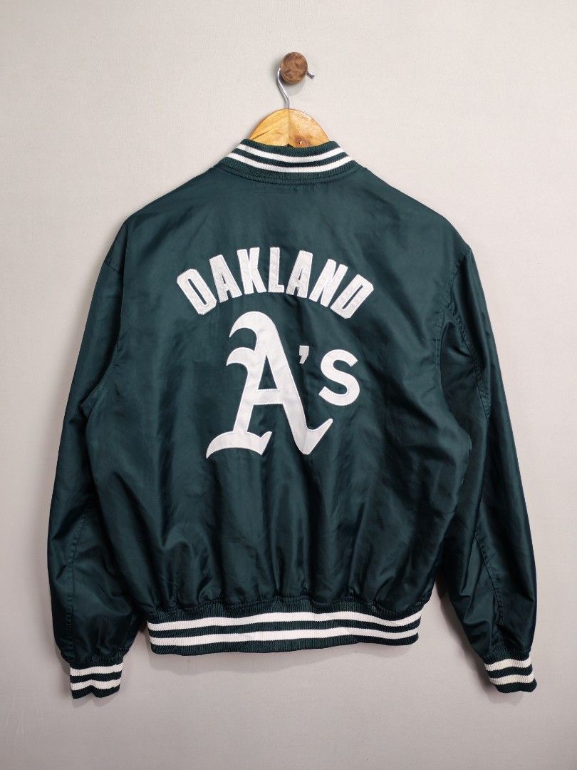 New Era Oakland Atlantics Varsity Bomber Jacket (Category: Coats, Jackets and Outerwear) located in Baguio. Submitted by luxuryph2600_eric (Listing ID 1463395673, Image 3). Description: New Era Oakland Atlantics Varsity Bomber Jacket 📌 Details⬇️⬇️⬇️ 📍Excellent Condition 📍Dimes 23*25 📍Color Rate 10/10 📍Size Medium 💰 PRICE 1500 FREE SHIPING 📌Loc. Baguio City Shipping Via J&T Reminder : Items are Thrifted and carefully Selected from Thrift St