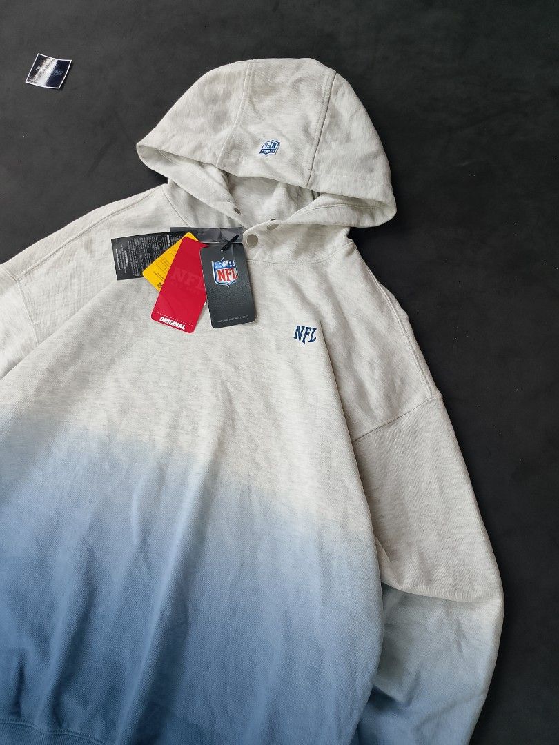 NFL two tone color way (Category: Hoodies) located in Magsaysay. Submitted by every.w3ar (Listing ID 1463552520, Image 2). Description: check each photo for more details color rate: 10/10 no issue ❌.