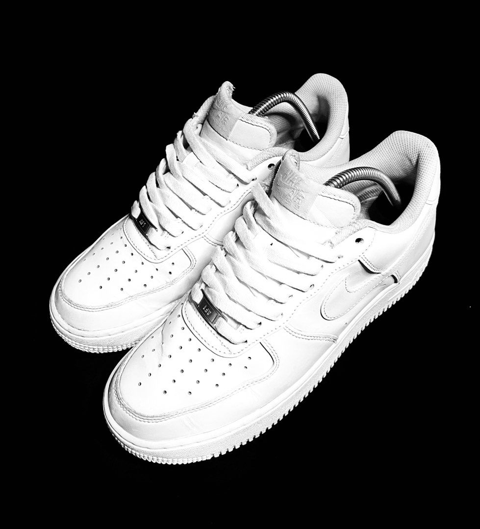 Nike Air Force 1 White Sneakers (Category: Casual Shoes) located in Manila. Submitted by aaaellndl (Listing ID 1463334331, Image 1). Description: AF1 low-top Size: US 7.5 | EUR 40.5 | CM 25.5 Conditon: 8.5/10 Price: 1200.