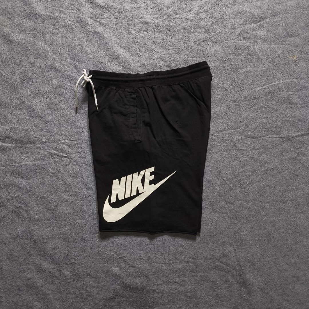 Nike Alumni Short (Category: Announcements) located in Manila. Submitted by shykes_26 (Listing ID 1463328801, Image 1). Description: Dimensions: Waist: 32-40 Length: 19.5 Hem: 12 Issues: None.
