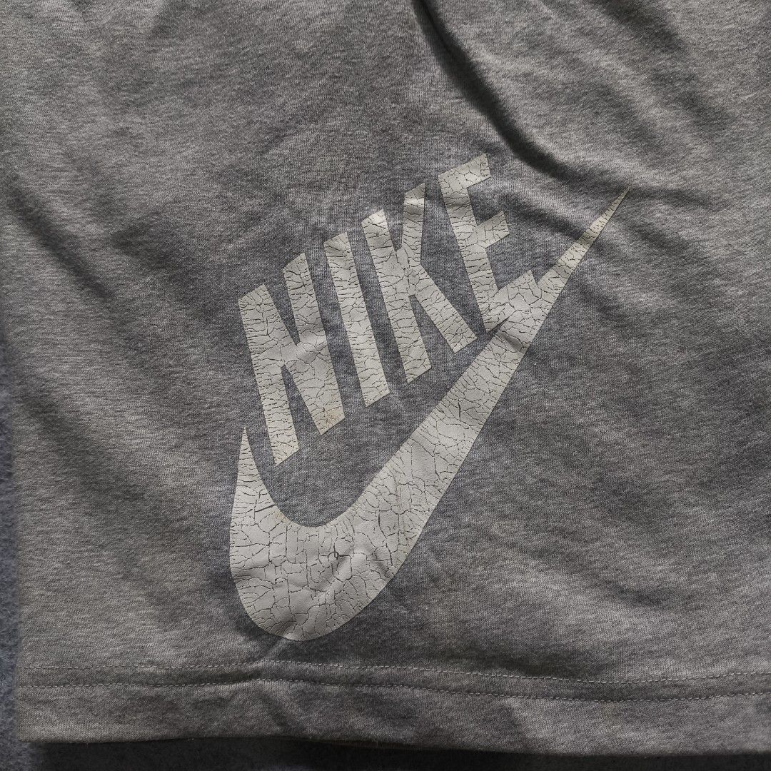 Nike Alumni Short (Category: Activewear) located in Manila. Submitted by shykes_26 (Listing ID 1463328958, Image 2). Description: Dimensions: Waist: 30-38 Length: 21 Hem: 12 Issues: washable stain (not visible).
