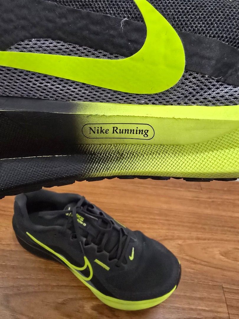 Nike Downshifter 13 (Category: Sneakers) located in Zamboanga. Submitted by jay_1983 (Listing ID 1463368126, Image 3). Description: Nike Downshifter 13 Size: 10 US Condition: 9/10.