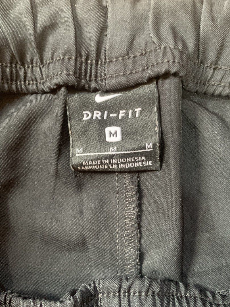 Nike DriFit Pants (Category: Activewear) located in Dasmarinas. Submitted by halukay.loot (Listing ID 1463377628, Image 3). Description: .