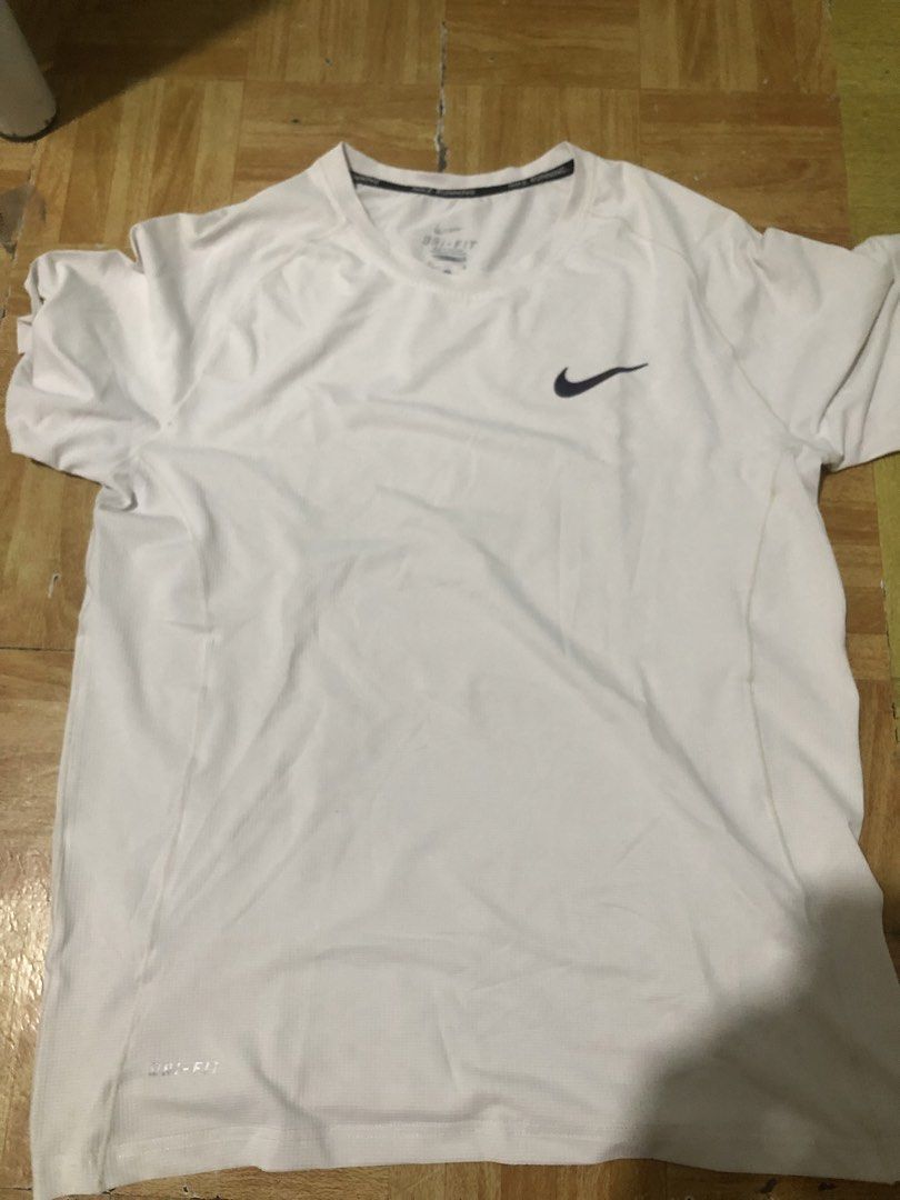 nike drift tshirt (Category: Tshirts & Polo Shirts ) located in San Jose. Submitted by palaboy0728 (Listing ID 1463369311, Image 1). Description: .