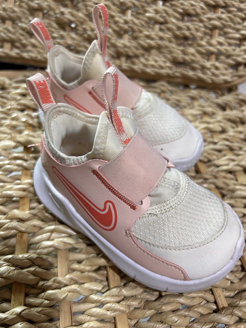 Nike Flex Runner 3 Toddler Shoes (Category: Babies & Kids Fashion) located in Bocaue. Submitted by ks_boutique (Listing ID 1463463279, Image 2). Description: - Size: 6C - Pink and white colorway - Nike Flex Runner 3 model - Easy slip-on style with velcro strap - Comfortable and great for active toddlers.